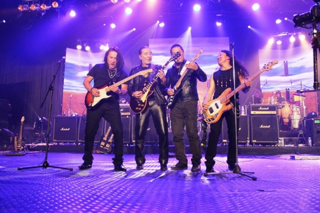 Хурд хамтлаг “Чи минь байгаа болохоор” тоглолтоо DVD болголоо